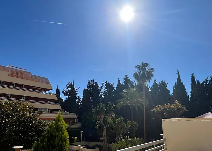 Apartamento Al Parque Marbella, Cerca De Mar Y Centro De Marbella
